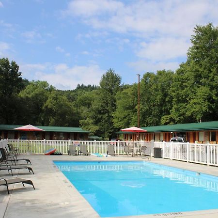 Two Rivers Lodge Брайсън Сити Екстериор снимка